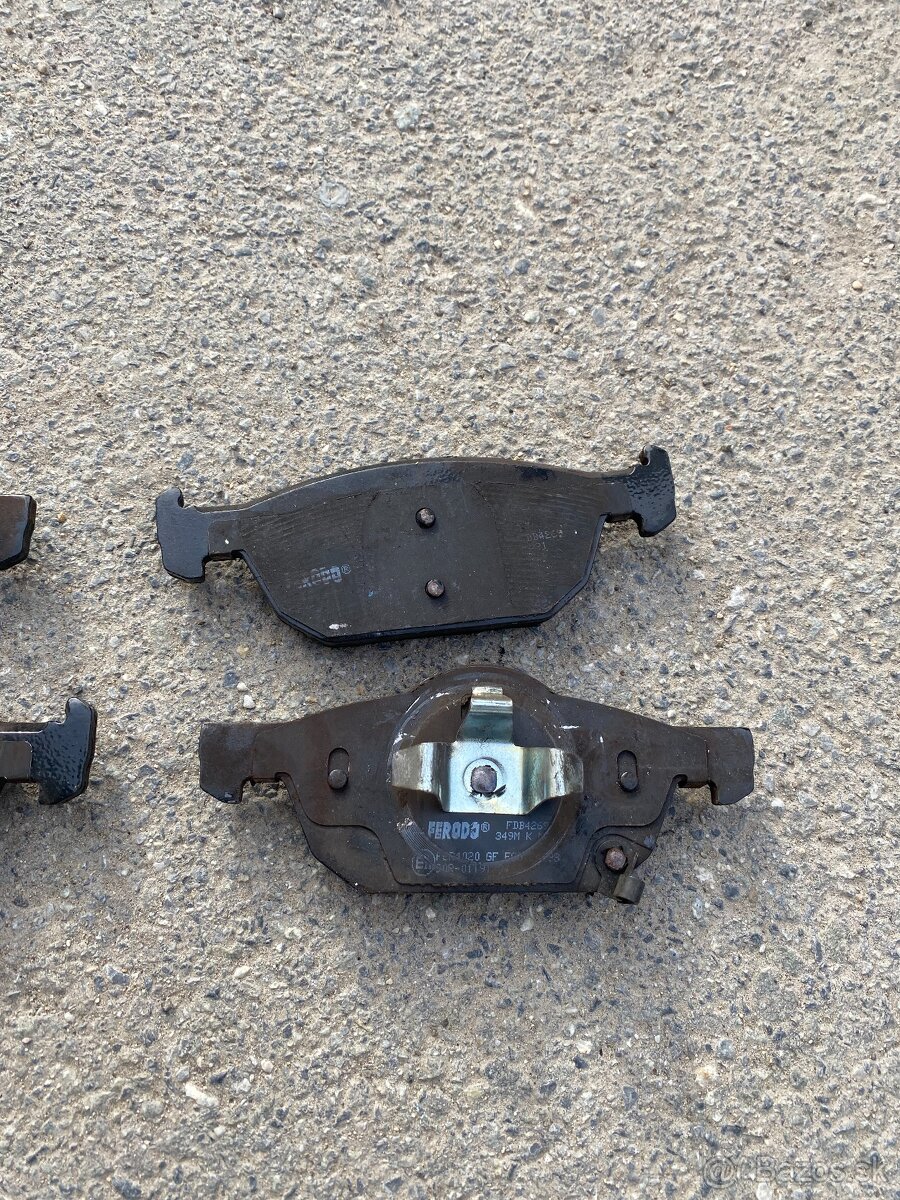 Predám brzdové doštičky na Honda Civic 2013 - 6