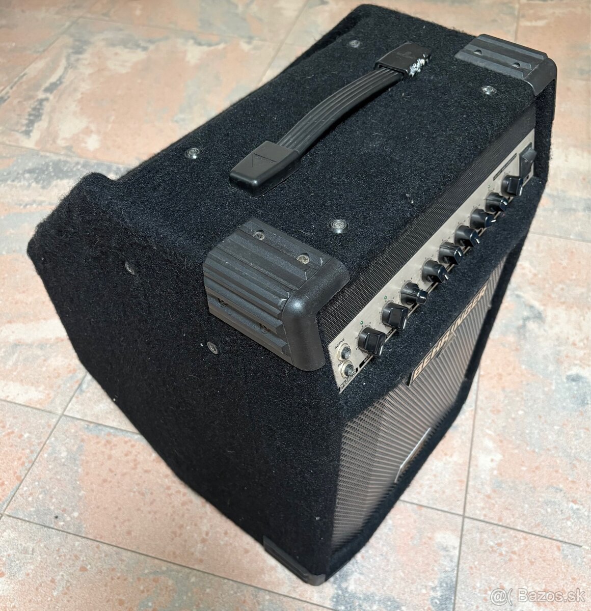 Basové kombo Behringer Ultrabass BX1200 - 6