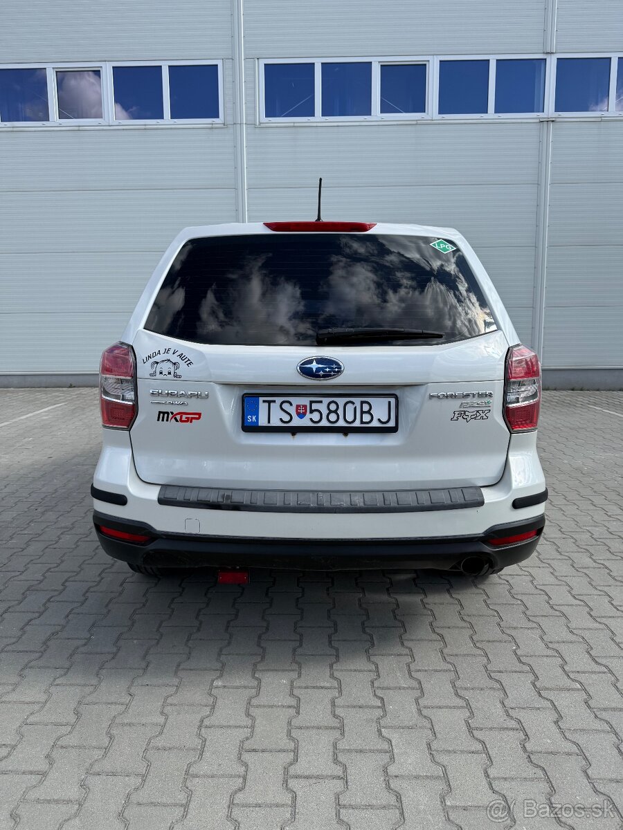 SUBARU FORESTER 2.5 4x4 “benzín + LPG” - 6