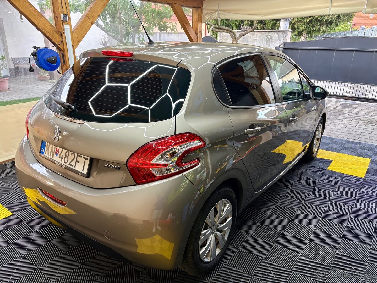 Peugeot 208 1.4hdi - 6