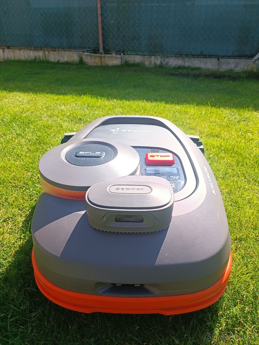 Predám robotickú kosačku segway navimow h800 - 6