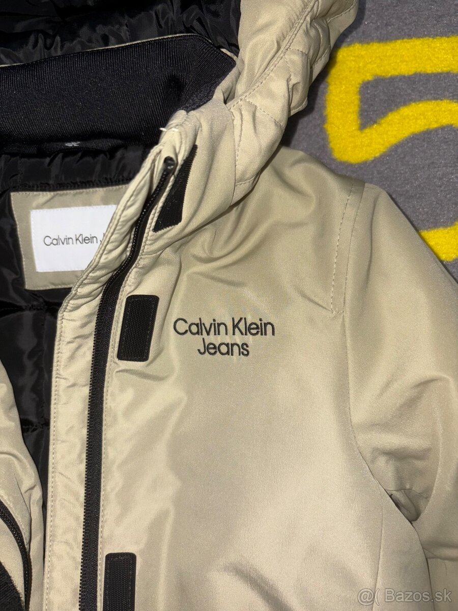 Bunda Calvin Klein v.128 top stav - 6