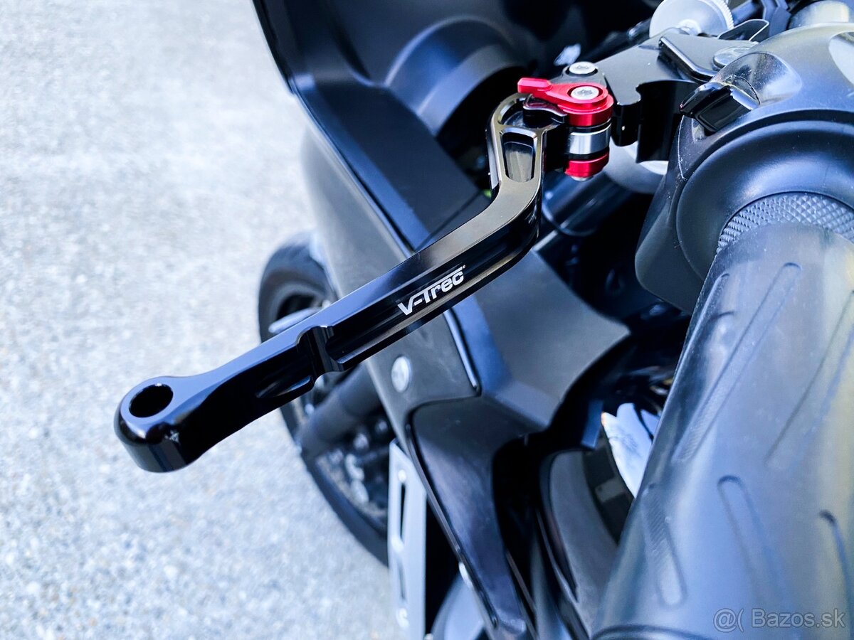 Yamaha Fazer 600 - 6