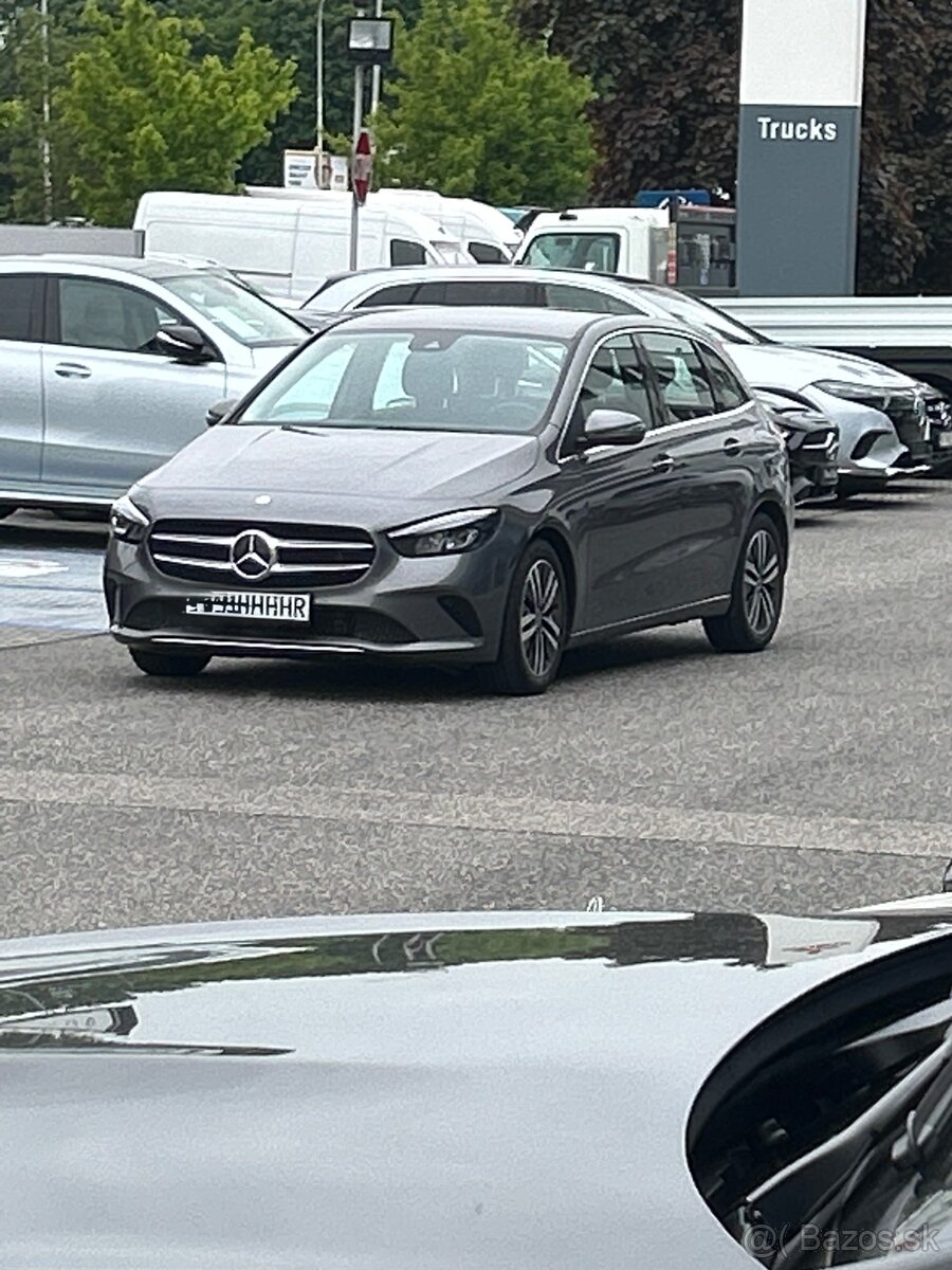Mercedes B180 d - 6