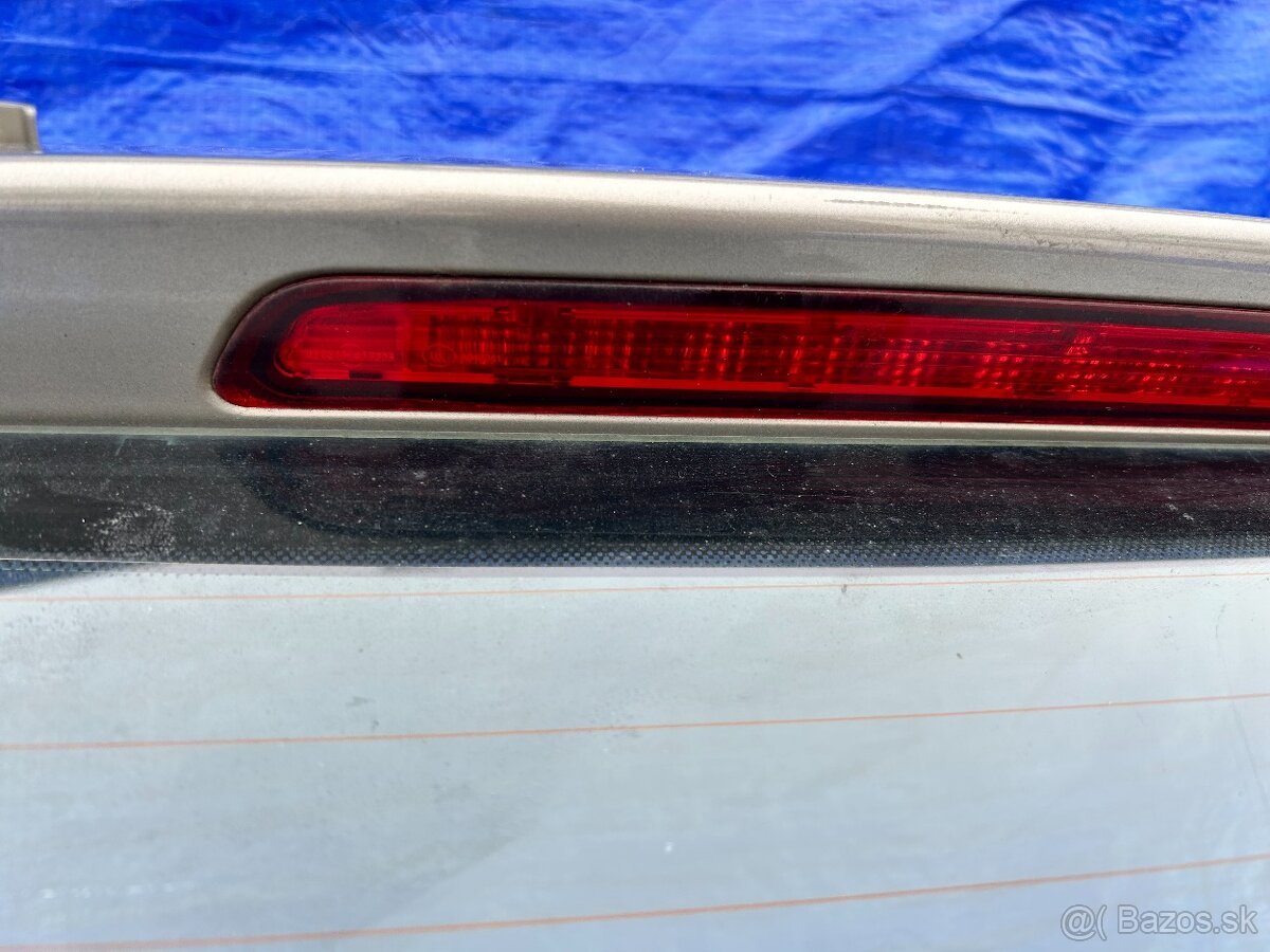 Páté dveře Škoda Octavia 3 kombi - 6