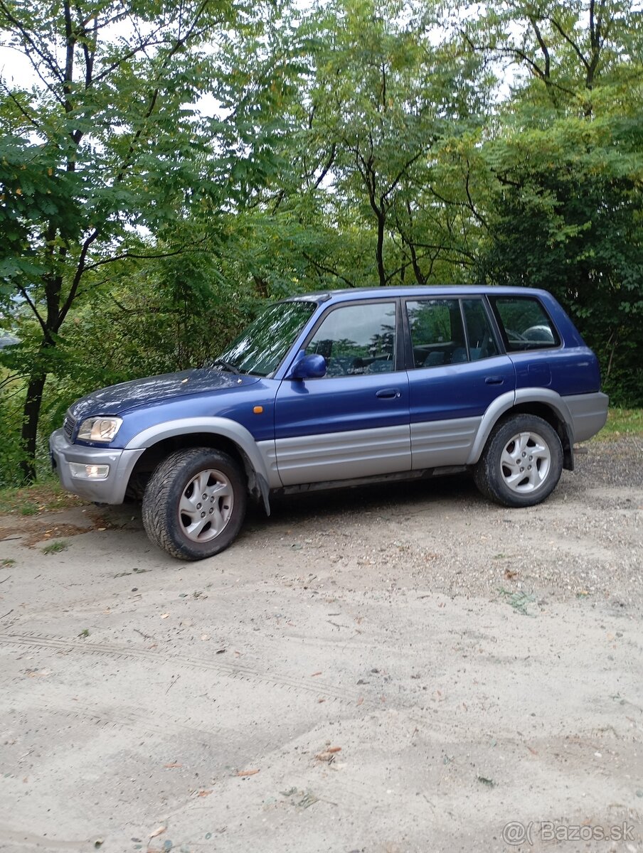 predaj Toyota RAV 4x4 - 6