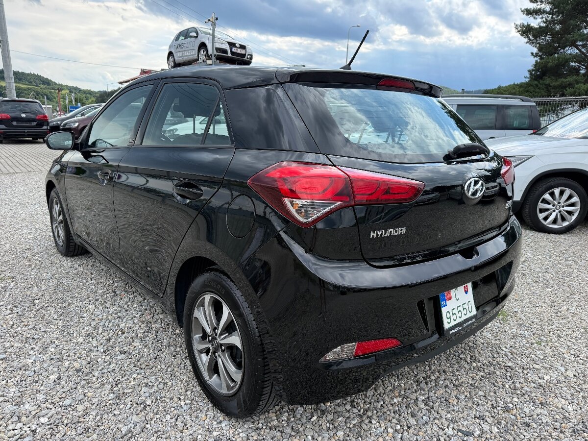 Hyundai i20 1.2i 16V Go - 6