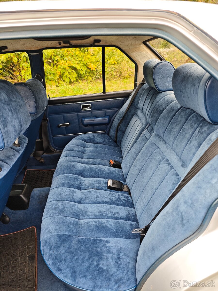 Opel Rekord E1 - 6
