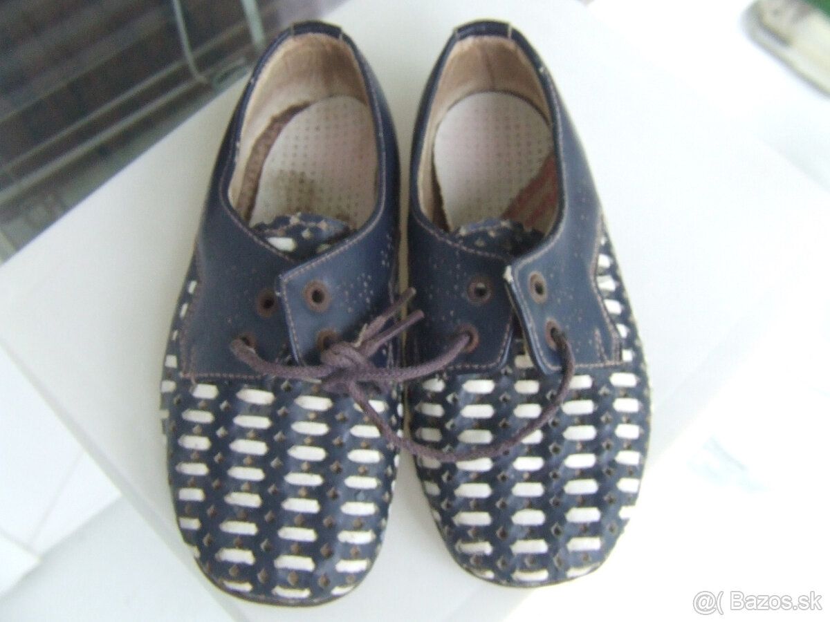 Staré kožené topánočky. Talianské. Pekná dekorácia. - 6