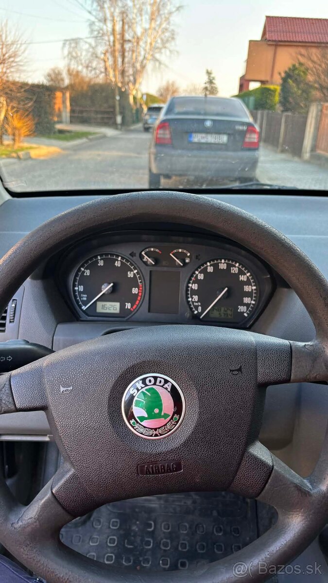 Škoda Fabia - 6