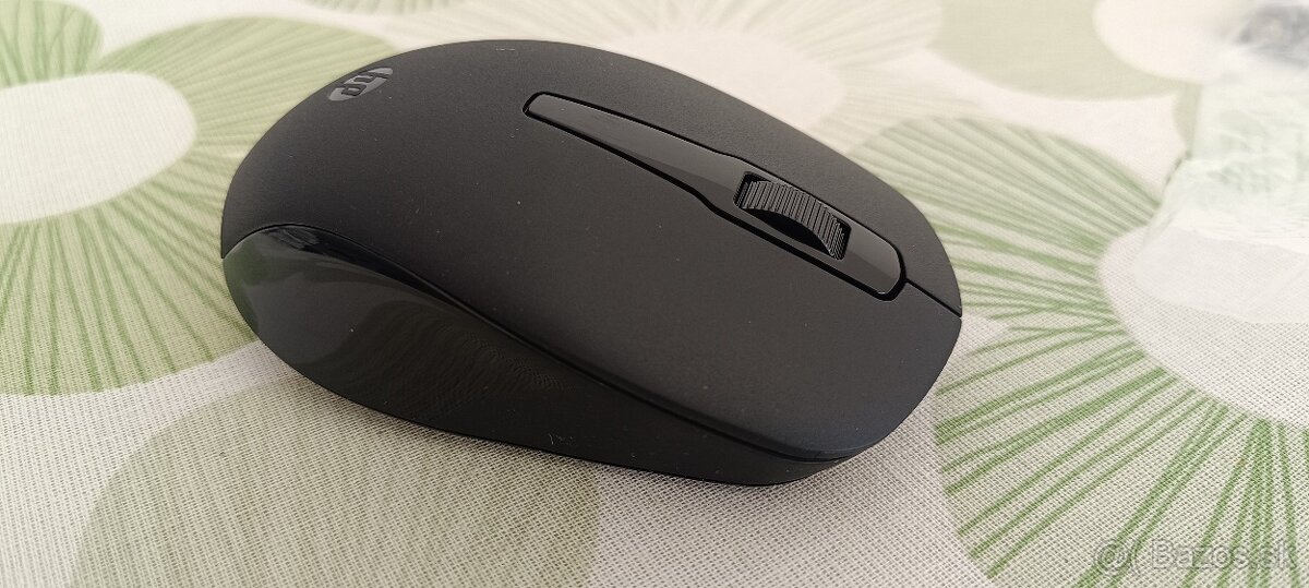 NOVA, NEROZBALENA Bezdrôtová myš HP 150 + baterie - 6