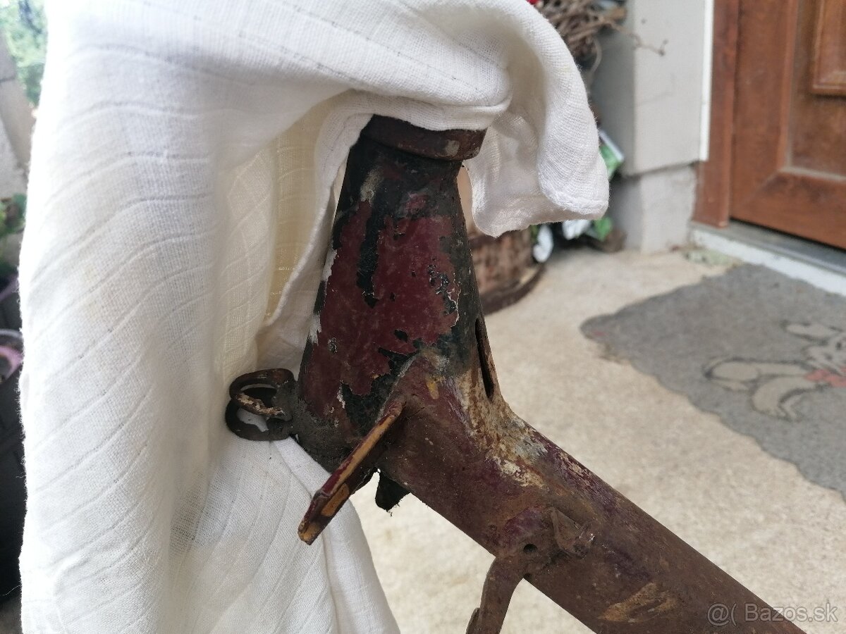 Predám rám so zadnou vidlicou na Jawa 20, 21, 05 pionier - 6