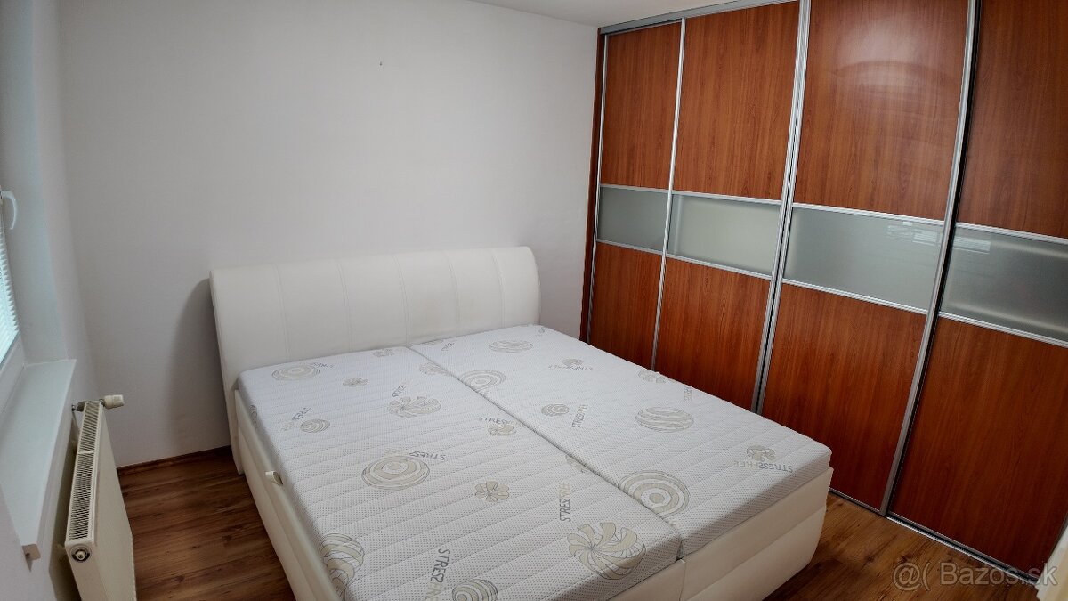 2izb byt so zariadením, internetom a lodžiou na Novej Vsi - 6