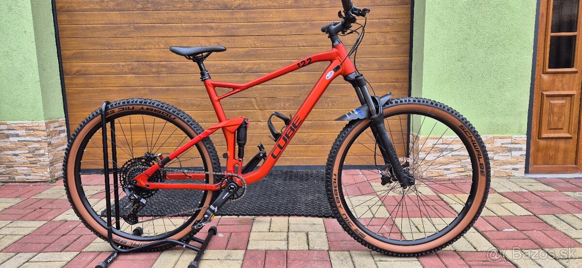 Celoodpružený horský bicykel značky CUBE - 6