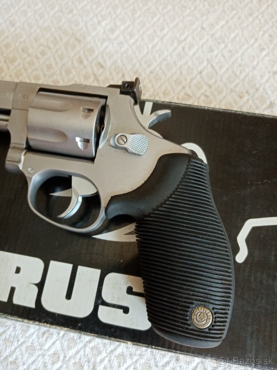 22 Wmr revolver - 6