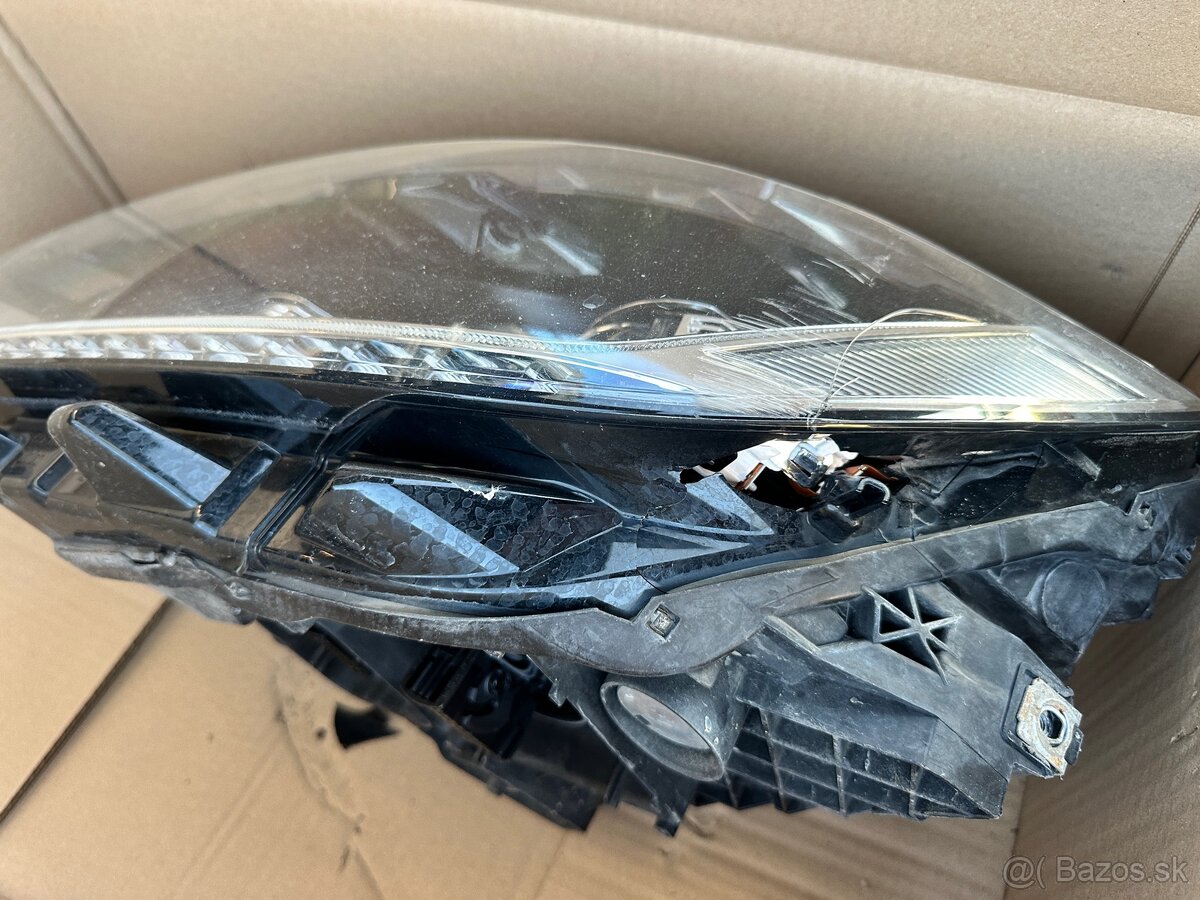 VW PASSAT B8 FULL LED svetla s vyrezavaním - 6