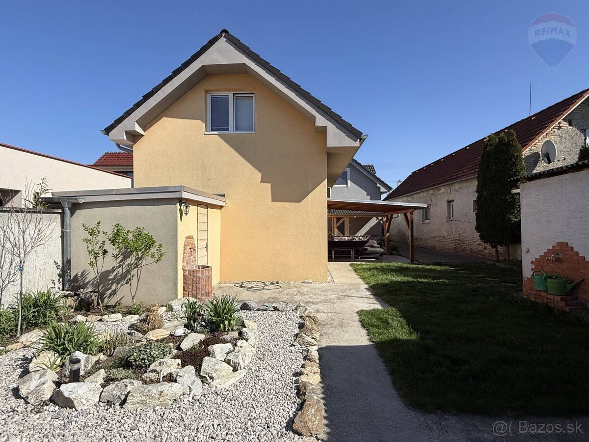 NA PREDAJ 4 IZBOVÝ RODINNÝ DOM, SENEC, CENTRUM, TICHÁ LOKALI - 6