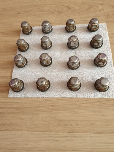 Predám hliníkové disky RIAL 15" + zimné pneu ET42 - 4x114,3 - 6