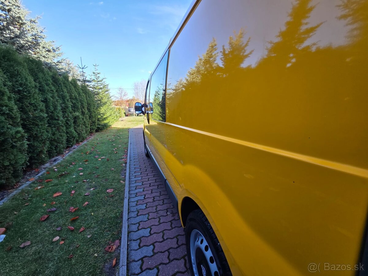 Predám dodávku Opel Vivaro LONG 6 MIESTNE. - 6