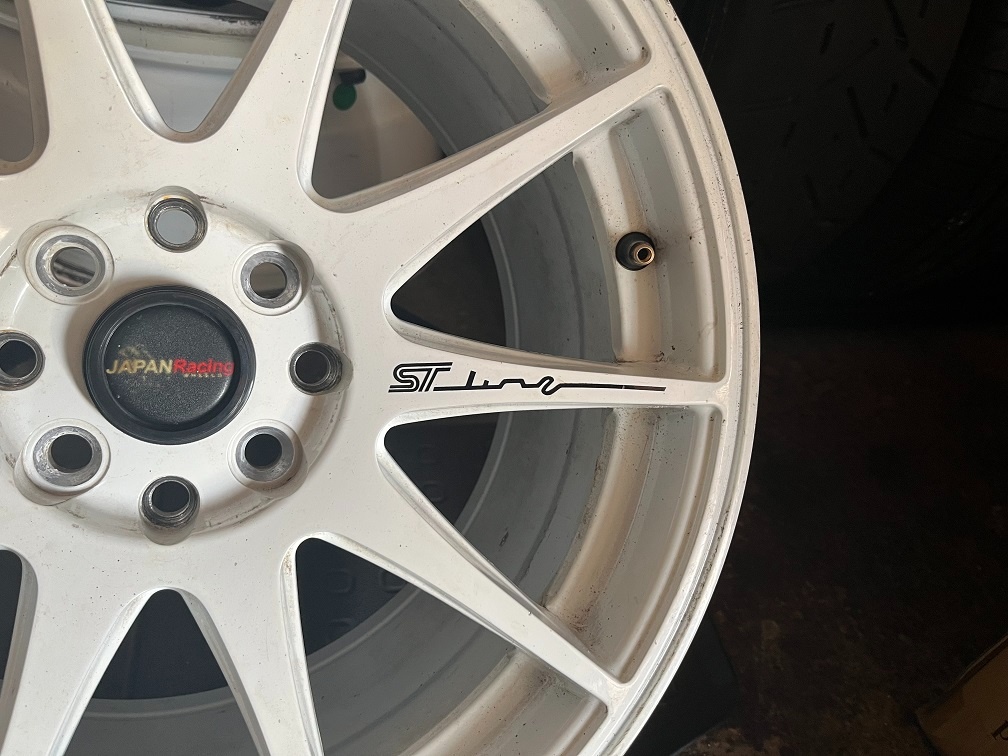 Japan Racing JR11 Rozteč: 4x100, 4x108 - 6
