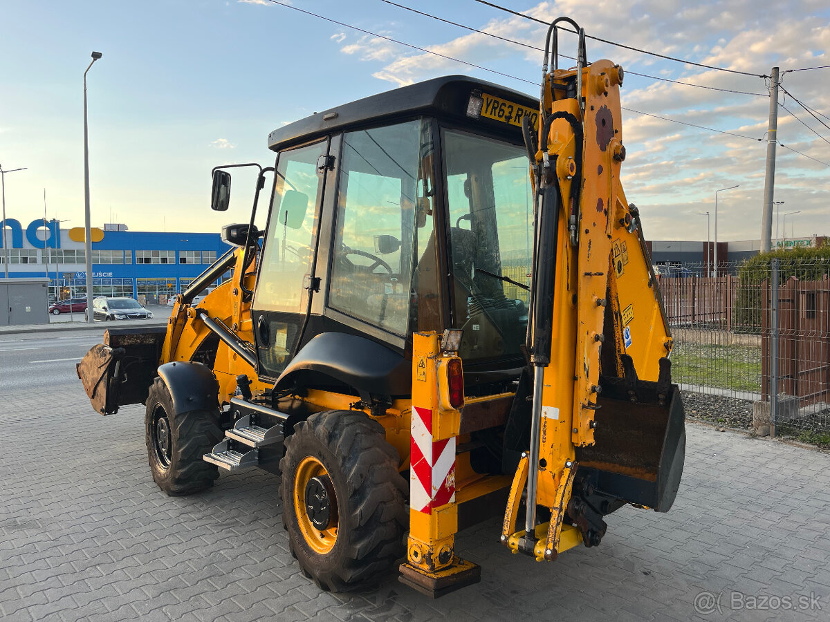Rýpadlo-nakladač JCB 2CX Streetmaster, 3CX Compact - 6