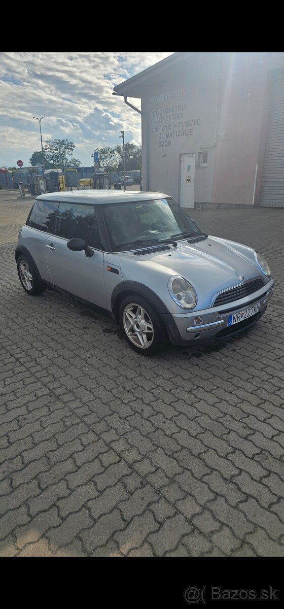 Mini cooper 1.6 benzín 66kw (90ps) - 6