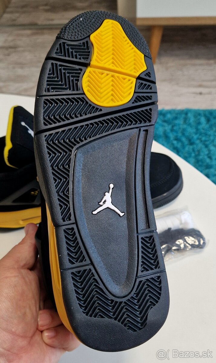 Air jordan 4 retro thunder vel.45 - 6