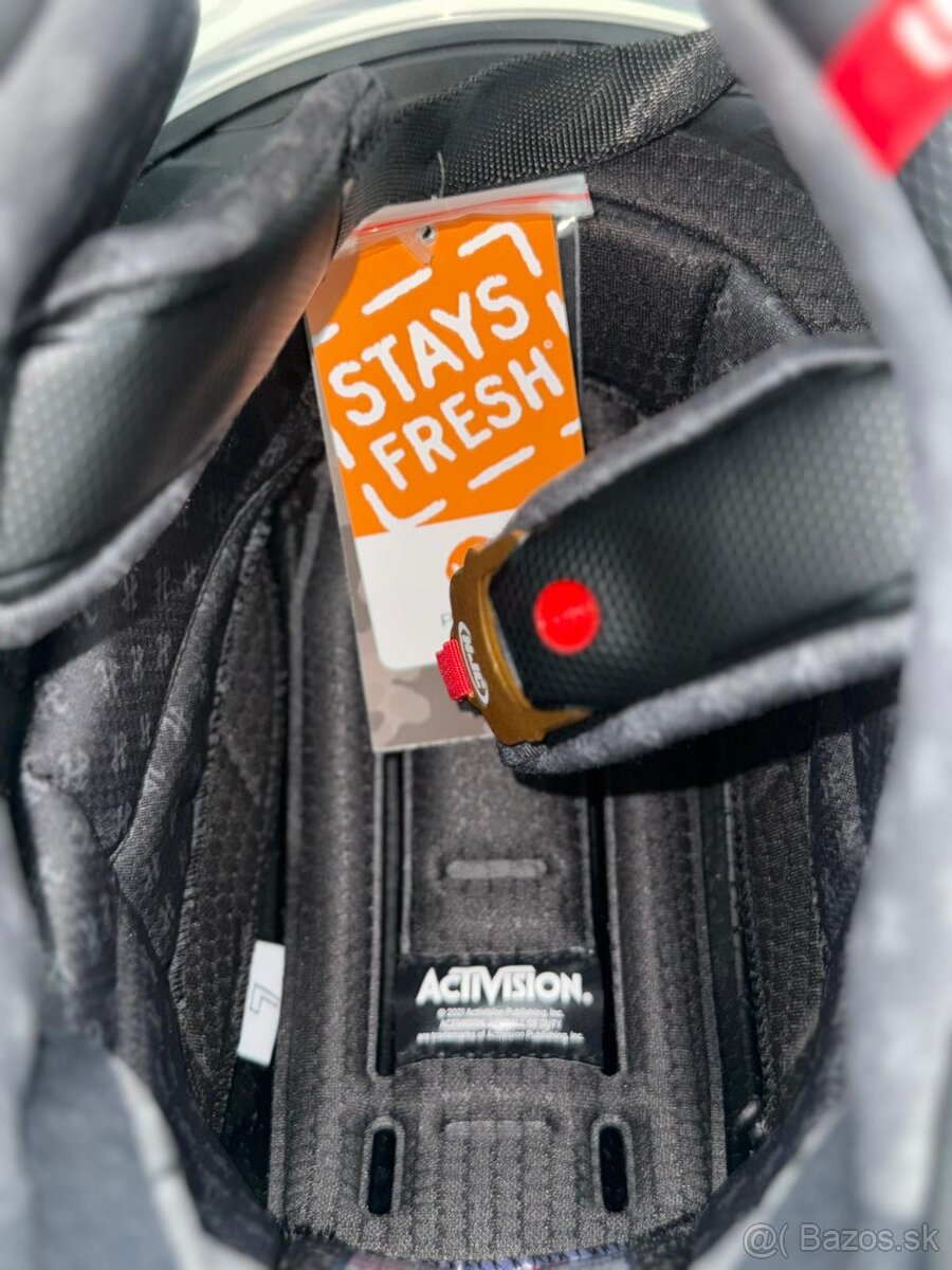 HJC RPHA 11 GHOST ,,L" - 6