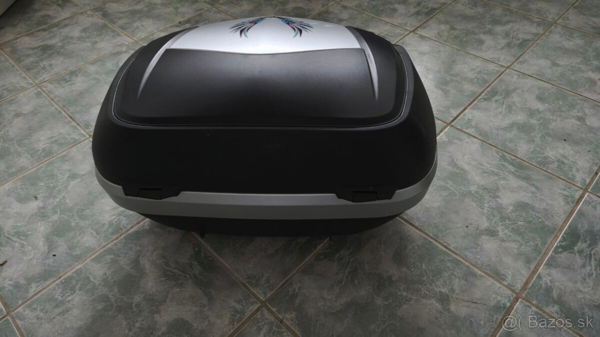 Givi Monokey V47 - 47 litrov s brzdovym svetlom - 6