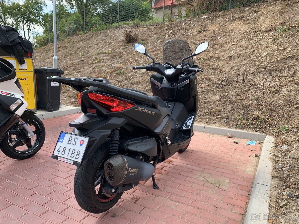 Yamaha Xmax 400 Momo Design - 6