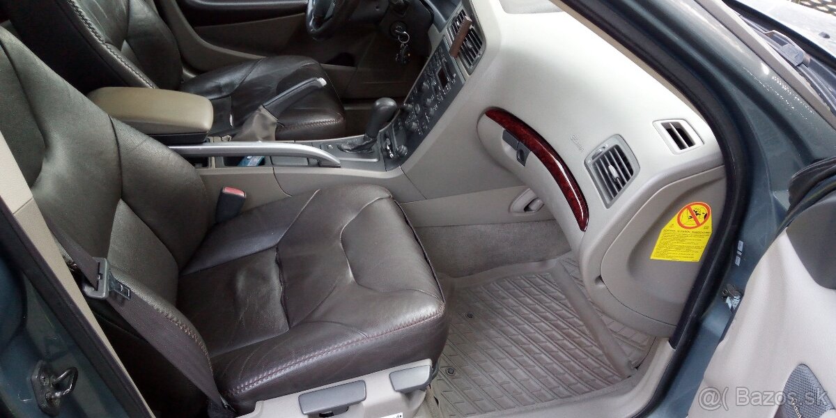 Predám Volvo xc70 - 6