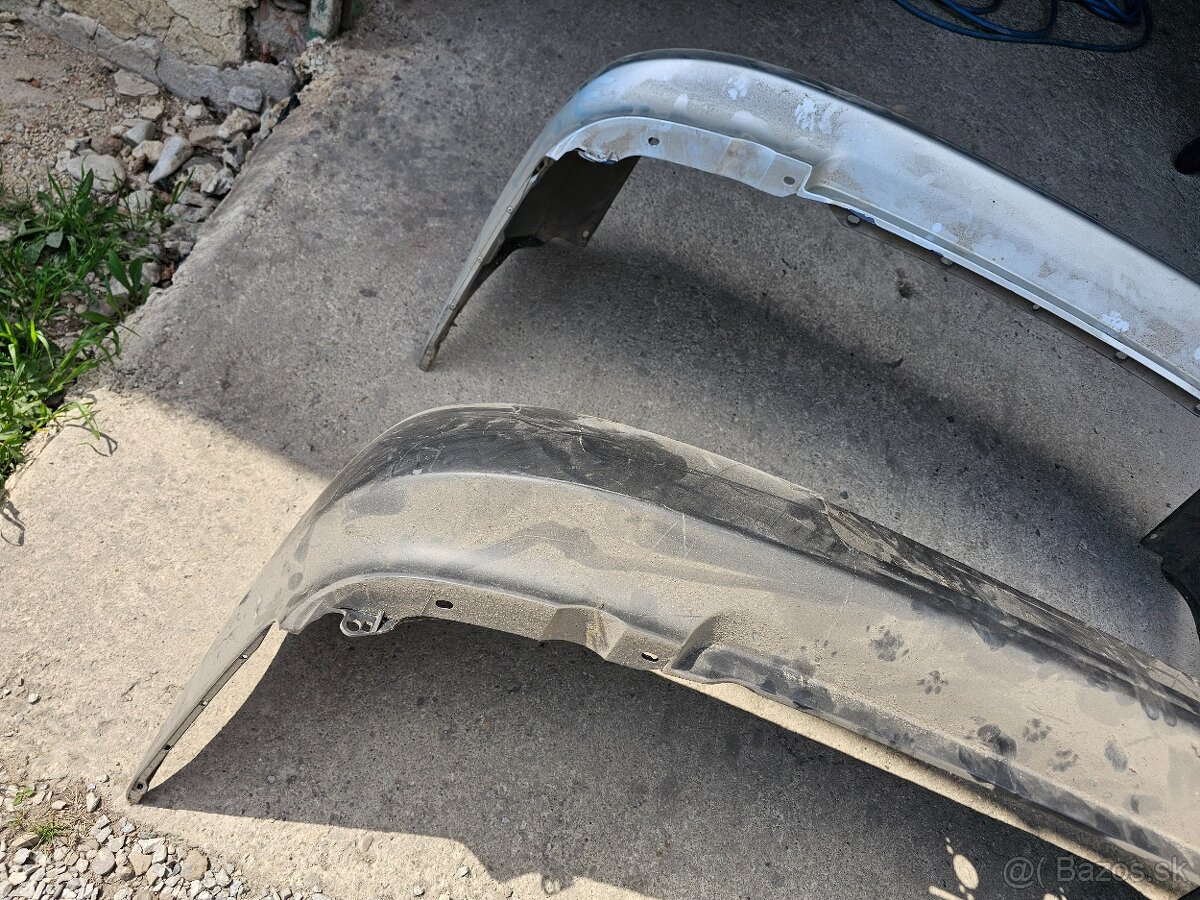 Subaru impreza sedan 2003 zadny naraznik - 6