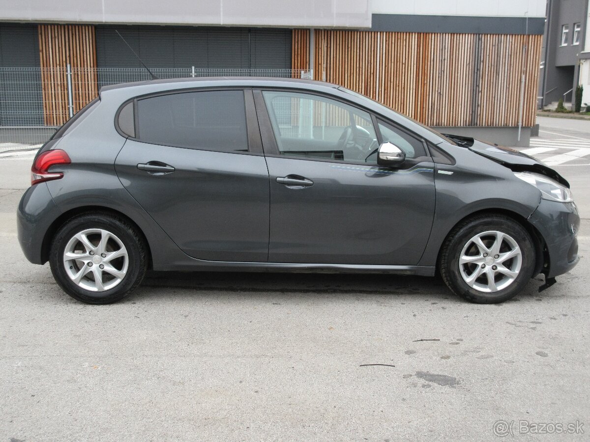 Peugeot 208 1.2 PureTech Active - 6