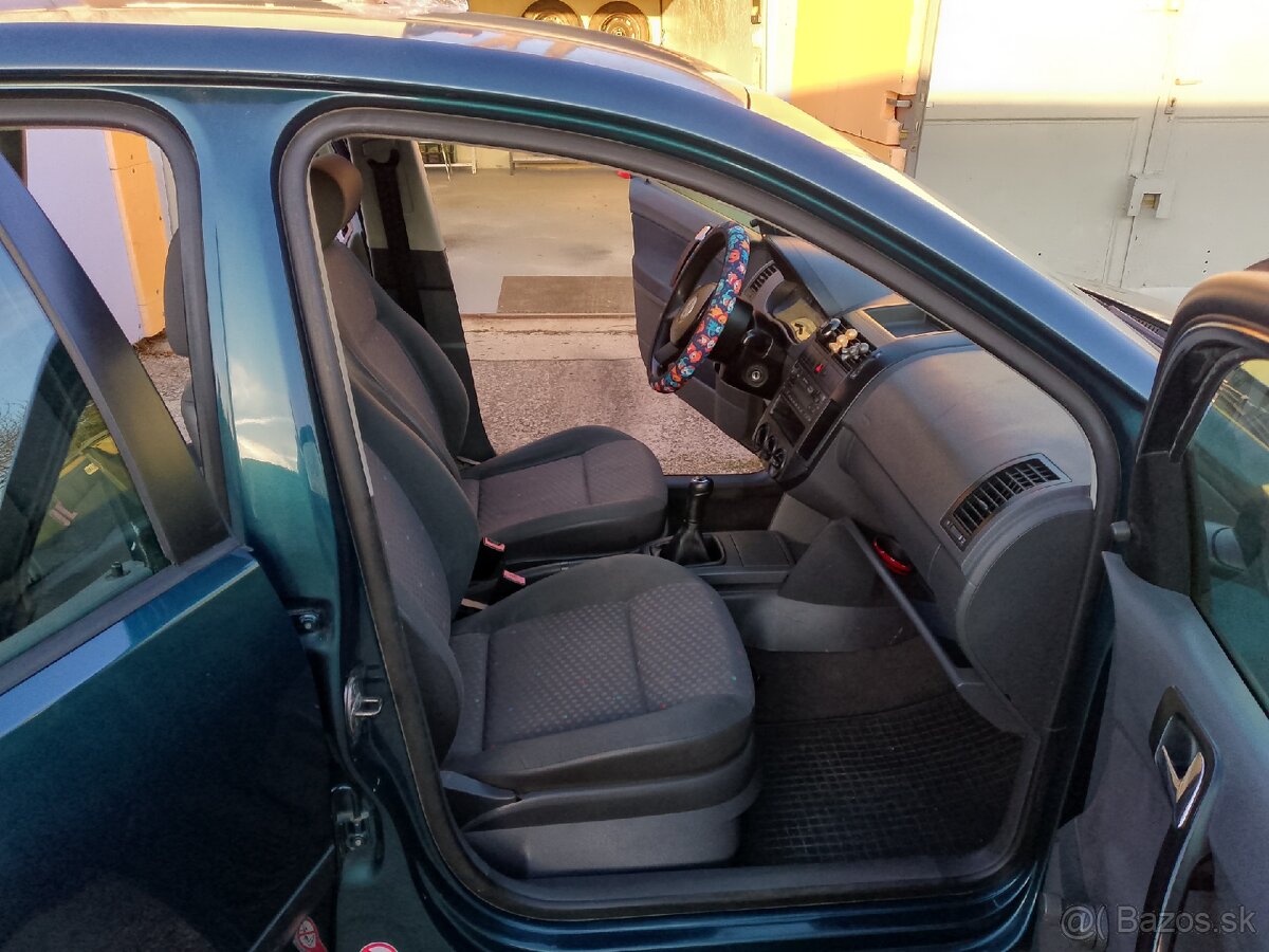 Volkswagen Polo 1, 4 benzín - 6