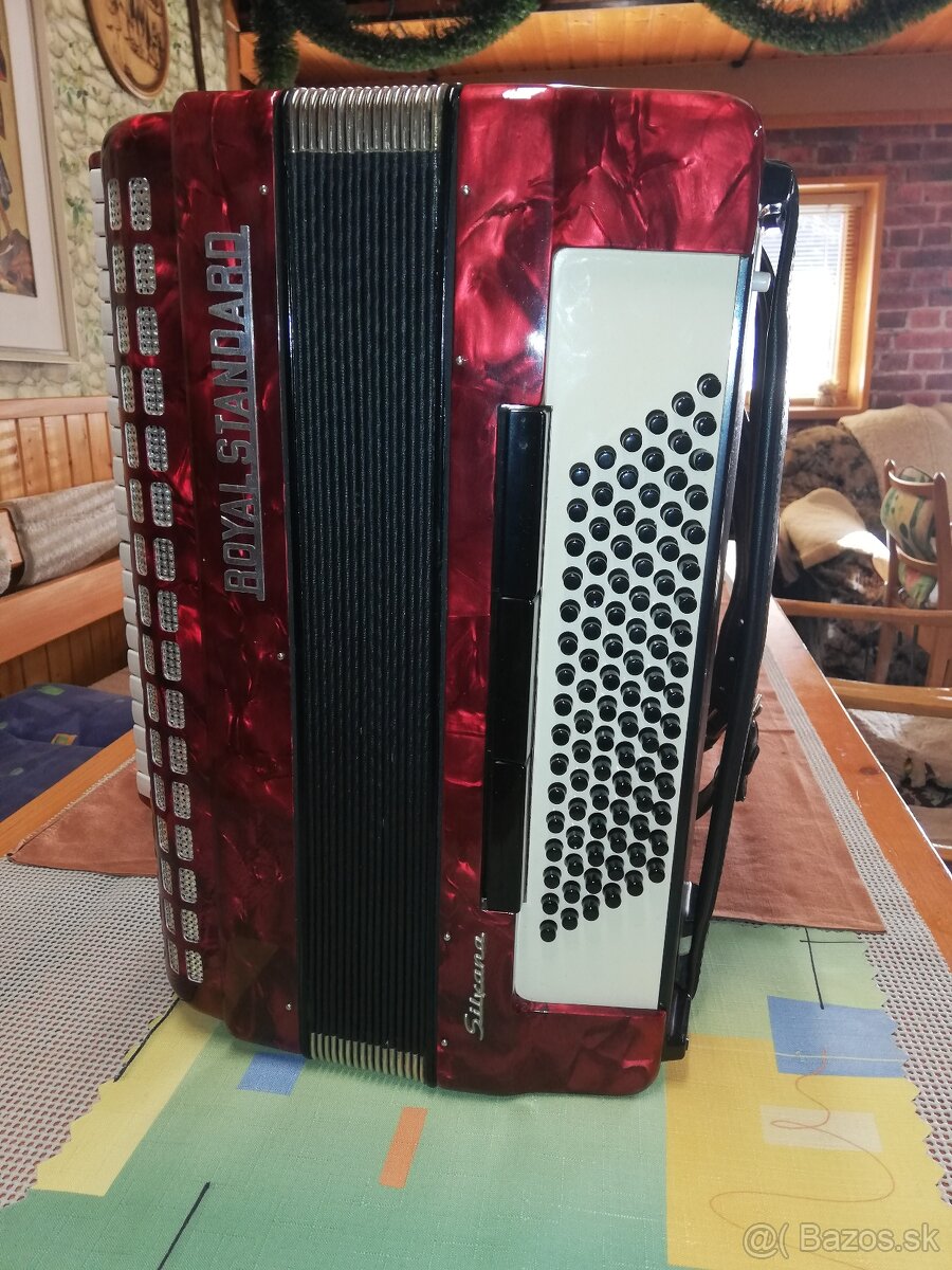 Akordeón Royal Standard Silvana 96 basov - 6