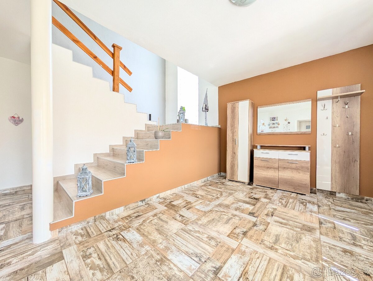 Rodinný dom so záhradou v Rožňave - 6