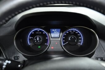 Hyundai ix35 2.0 CRDi 100 kW 4x4 - 6