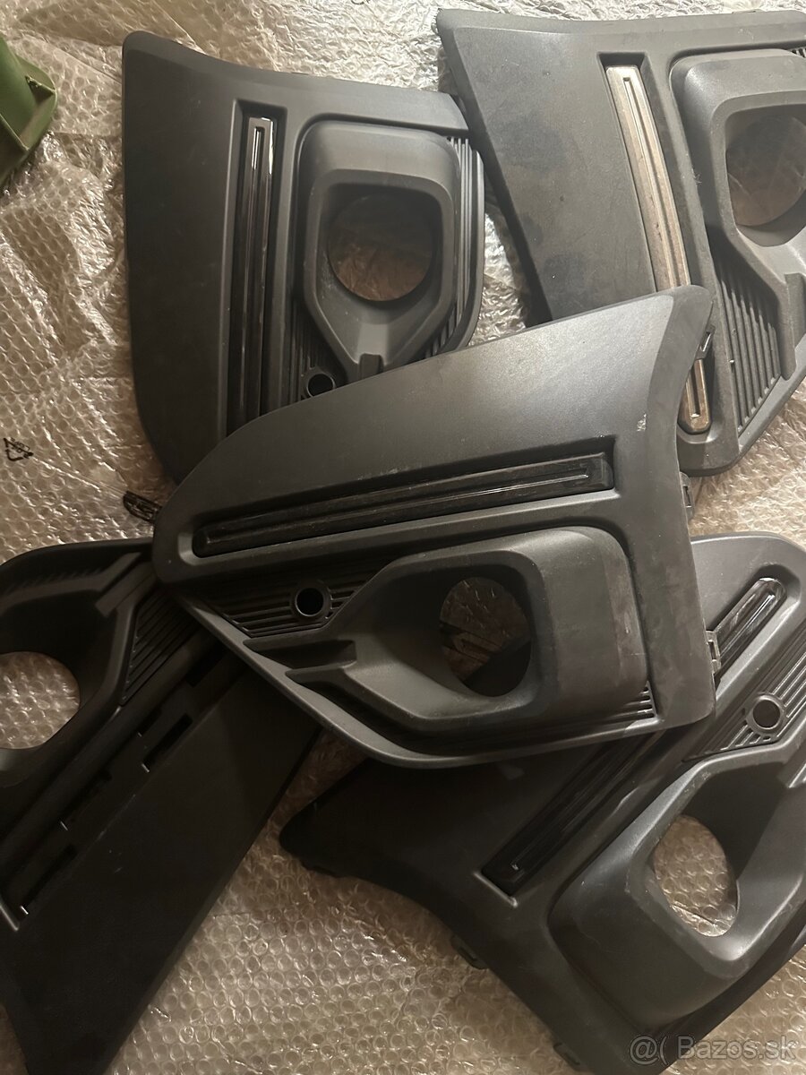 ND Dacia sandero 3 - 6