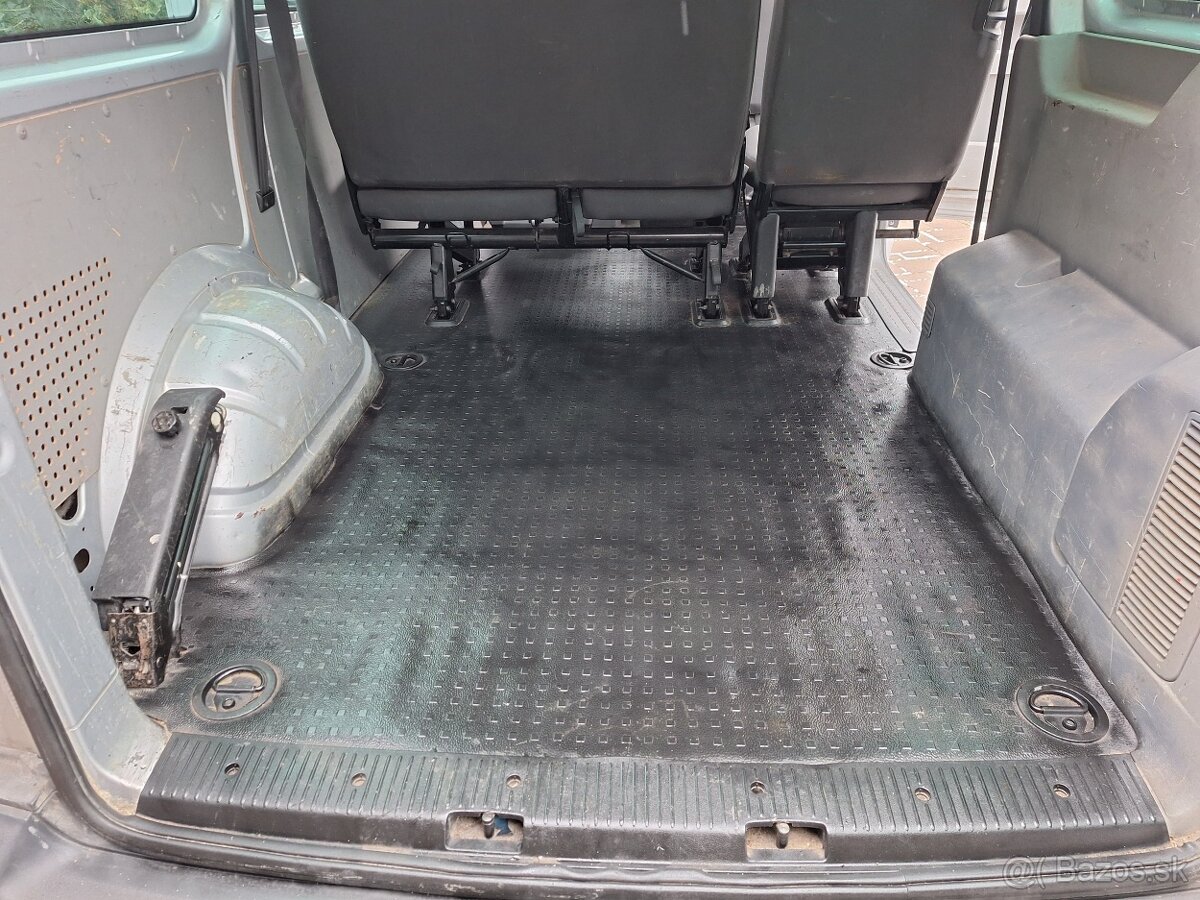 Volkswagen Transporter 2012 - 6