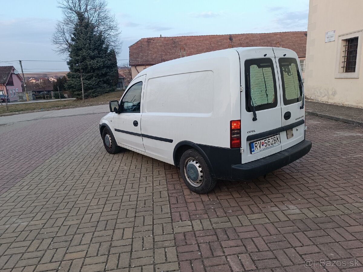 Predám Opel combo 1.3d - 6