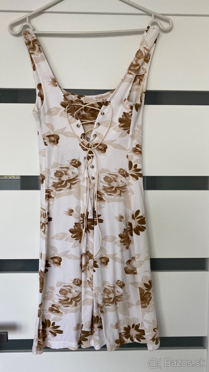 Predam lacno velky balik oblecenia velkost S - 6