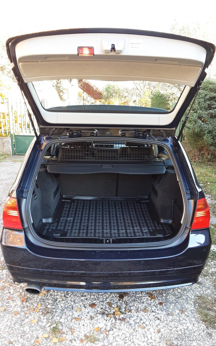 BMW 318i Touring - 6