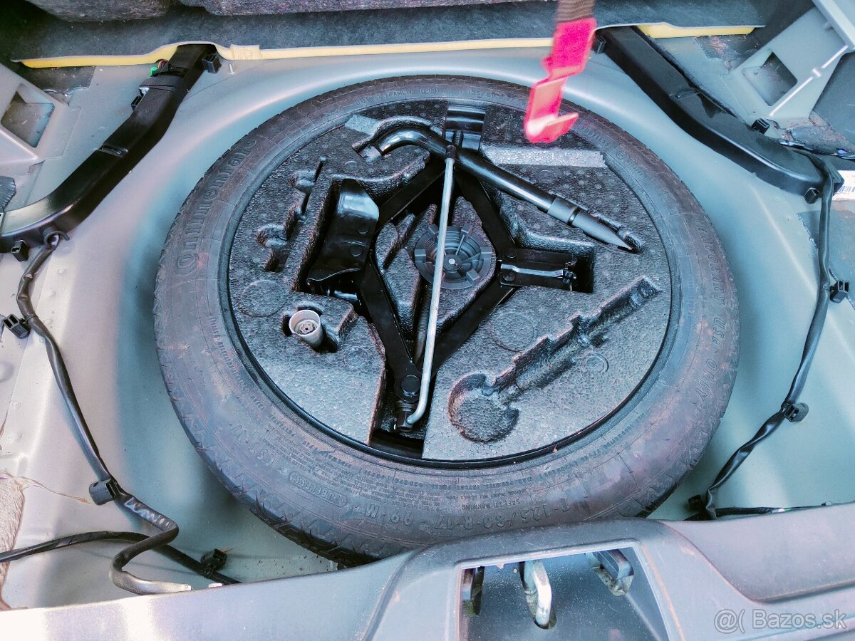 Volvo XC70 2,4 136kw- Náhradní díly - 6