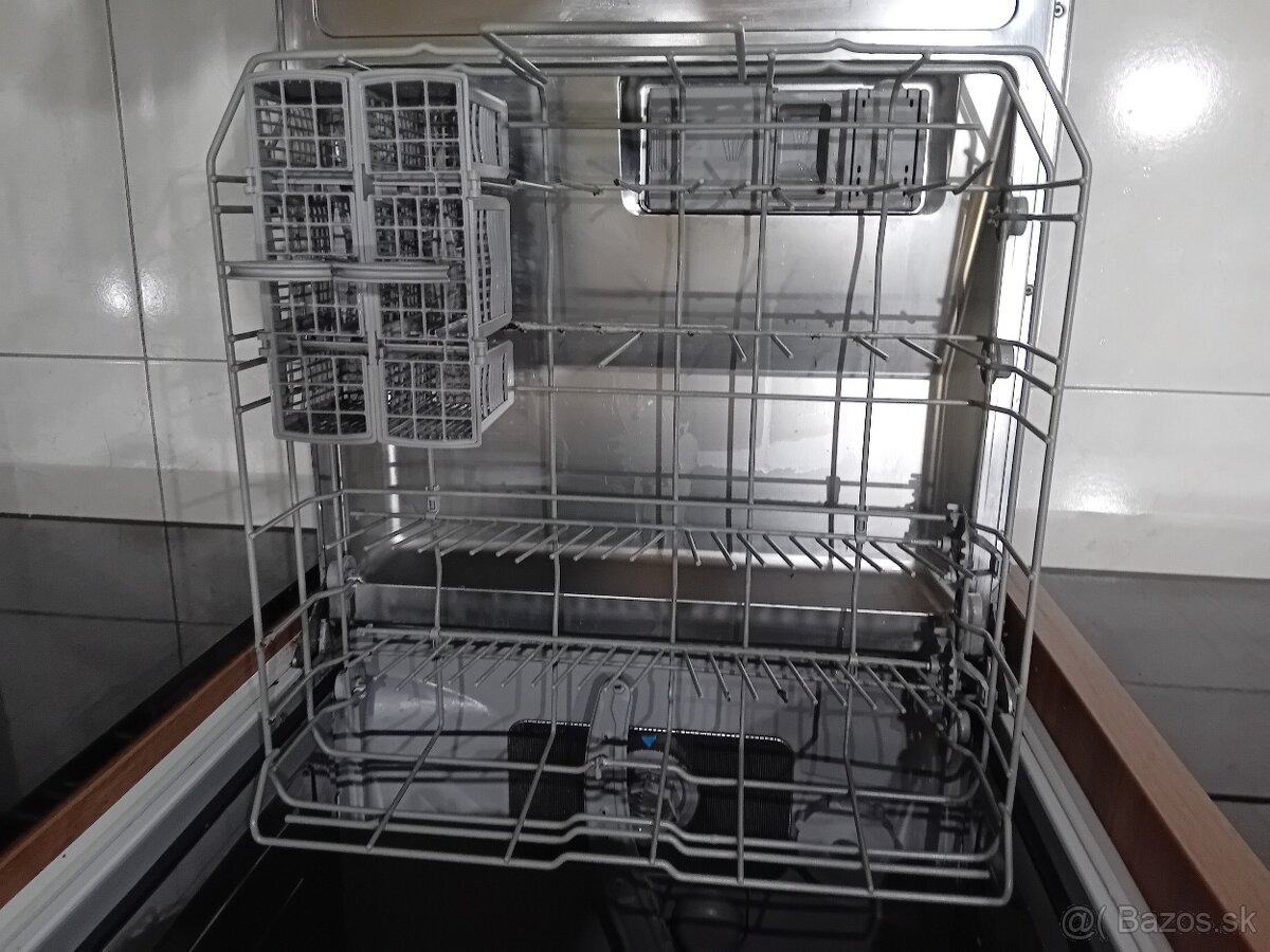 predám umývačku riadu značky Bosch - 6