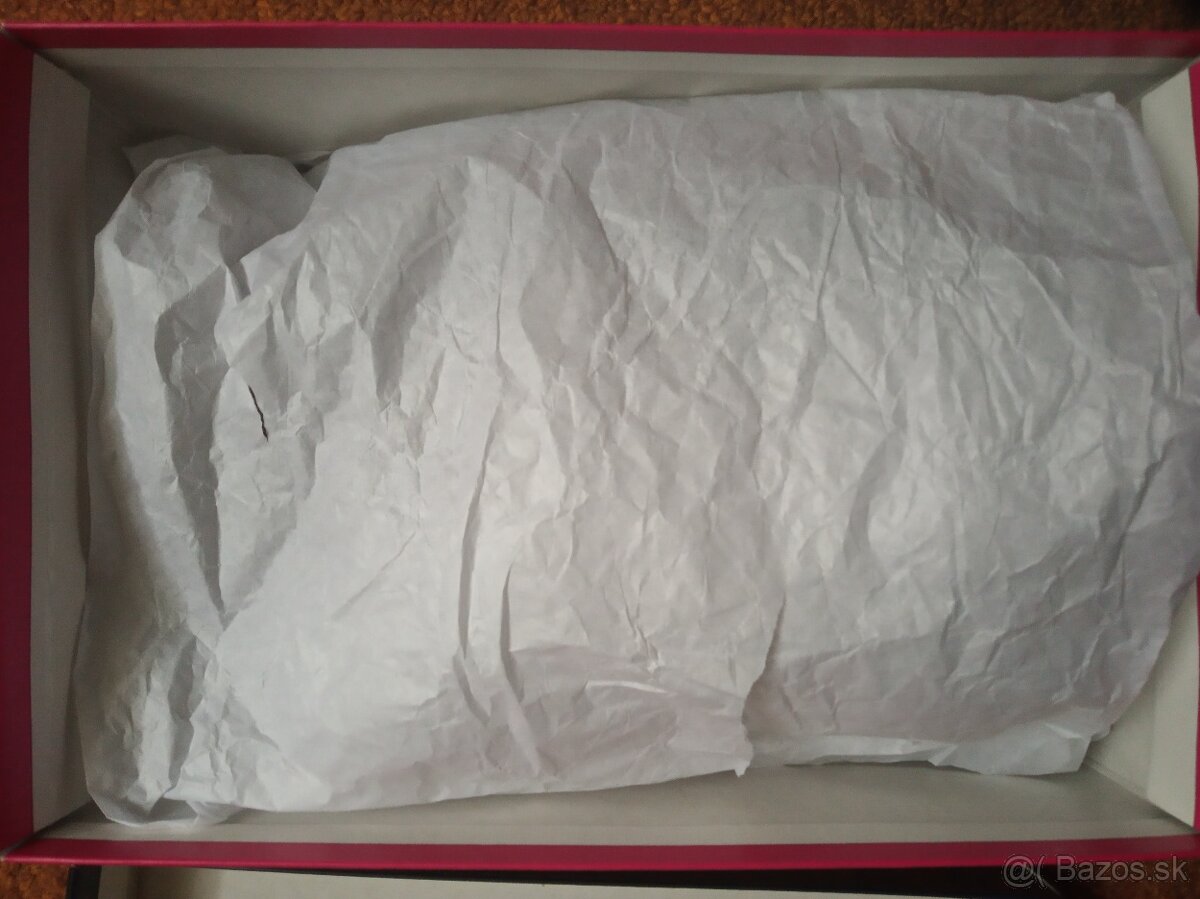 Luxusné lodičky s platformou, lakovaná koža, čierne, veľ. 38 - 6