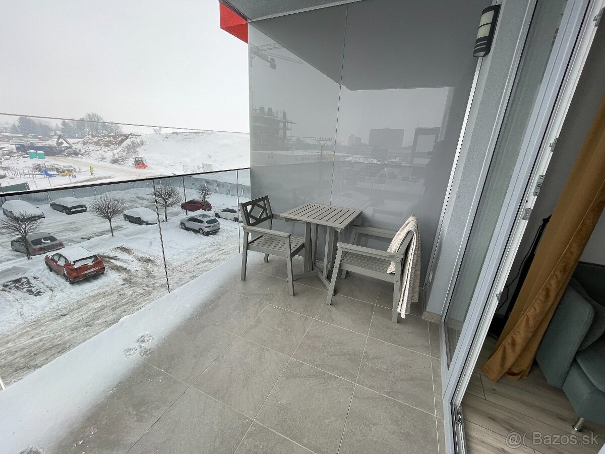 Prenájom 2-izbový byt Cross-Martin - 6