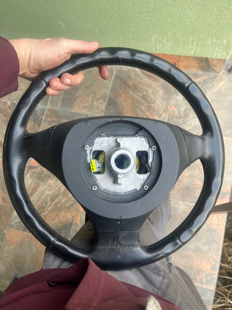 Volant e60/e61 LCI - 6