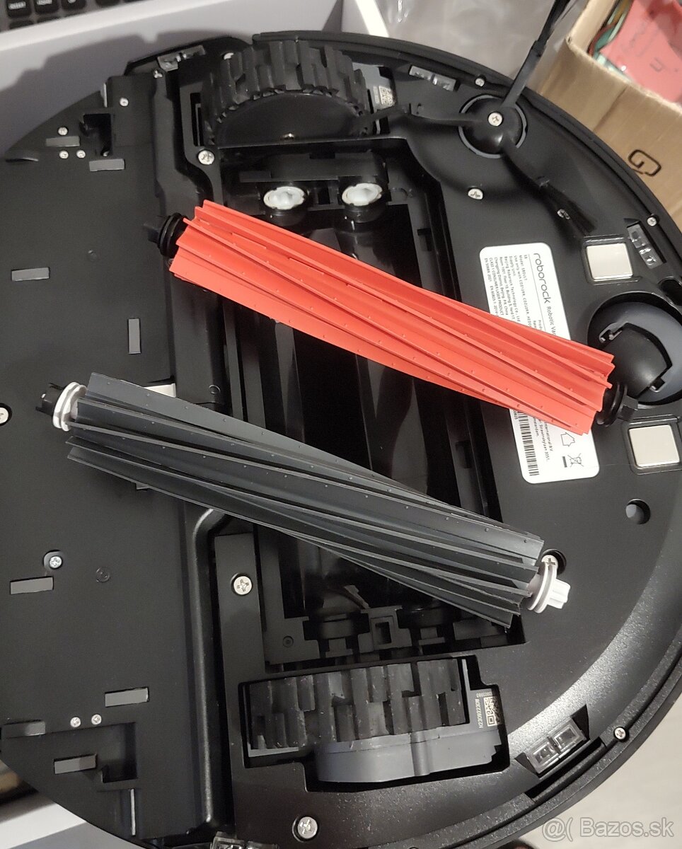 Roborock S8 – výborný stav - 6