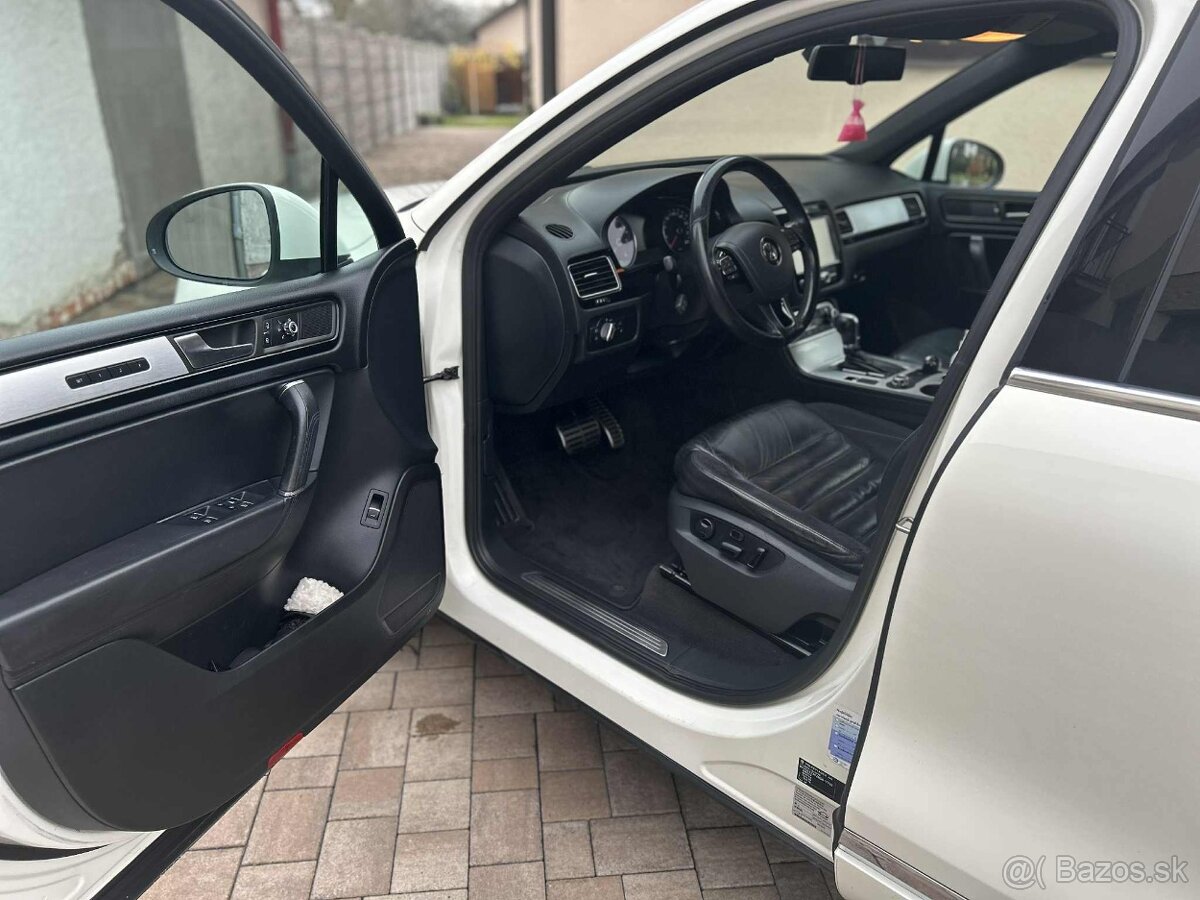Volkswagen Touareg 2 - 6