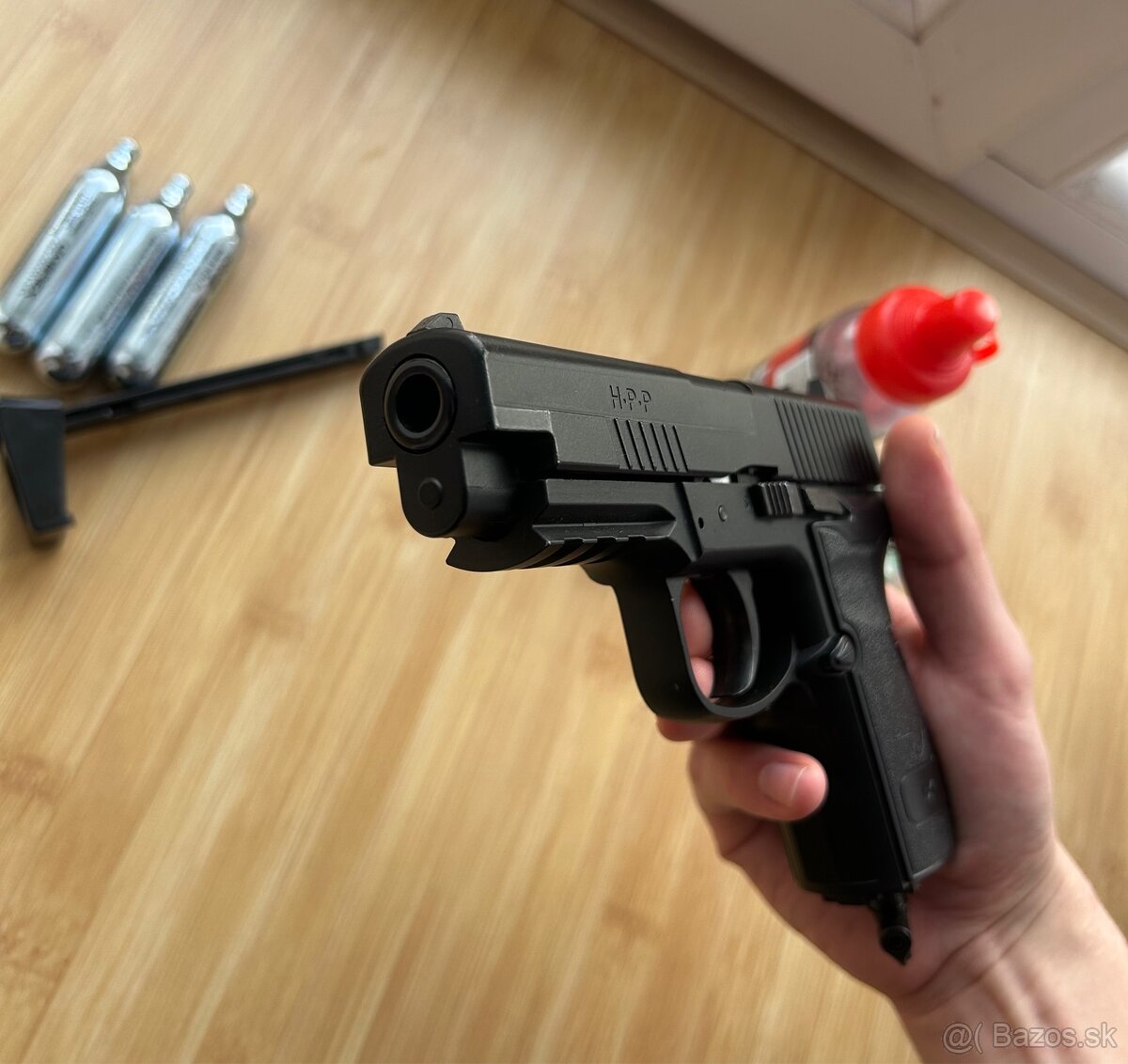 Vzduchová pištoľ Umarex HPP - 6